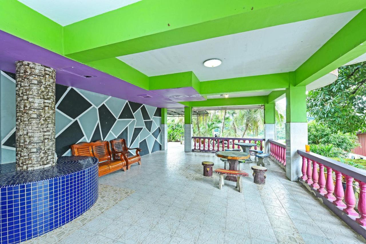 Oyo 90565 Teresek View Motel Kuala Tahan Exteriér fotografie