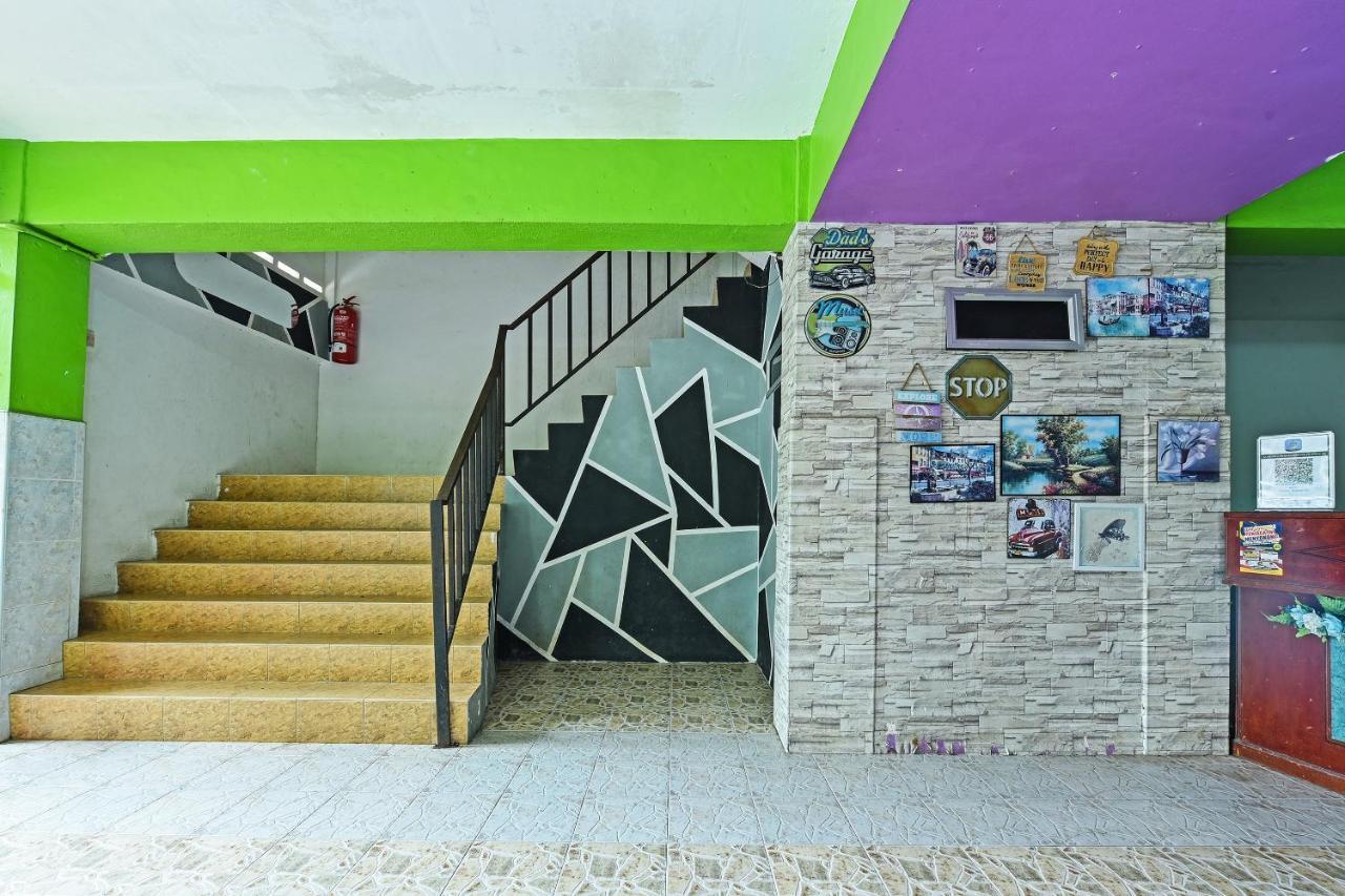Oyo 90565 Teresek View Motel Kuala Tahan Exteriér fotografie
