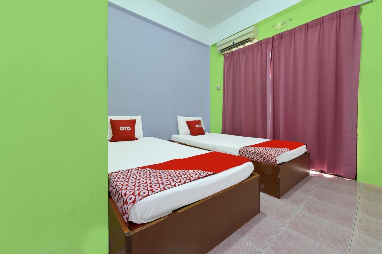 Oyo 90565 Teresek View Motel Kuala Tahan Exteriér fotografie